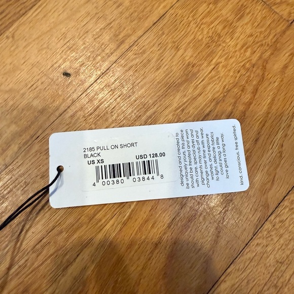 NWT Unsubscribed 100% Linen High-Rise Beach Shorts - Picture 6 of 7